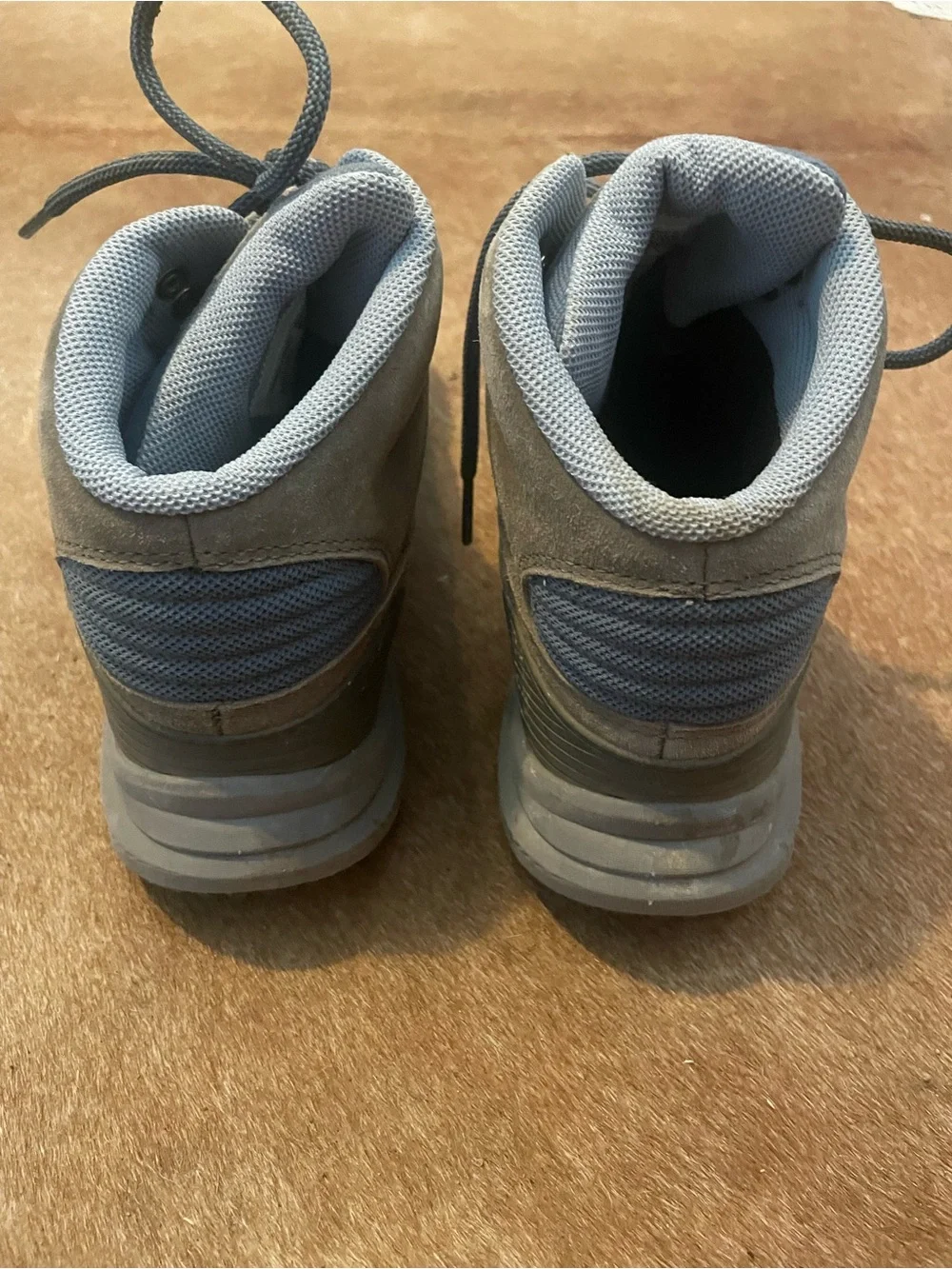 Merrell Ontario Womens Hiking Boots, 7